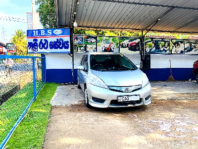 HONDA FIT Shuttle