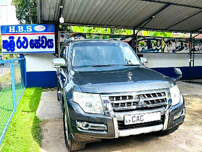 MITSUBISHI PAJERO