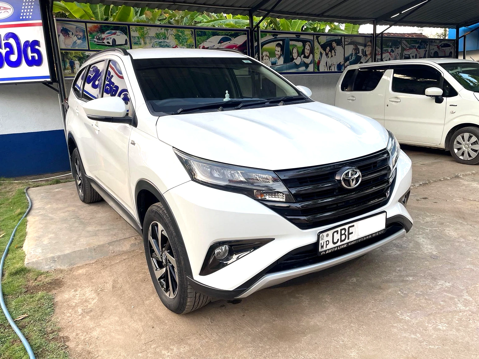 TOYOTA RUSH